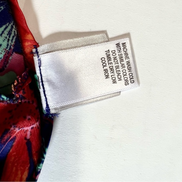 Natori Floral Gown and Robe set size S Maxi Length multicolored - Picture 15 of 16